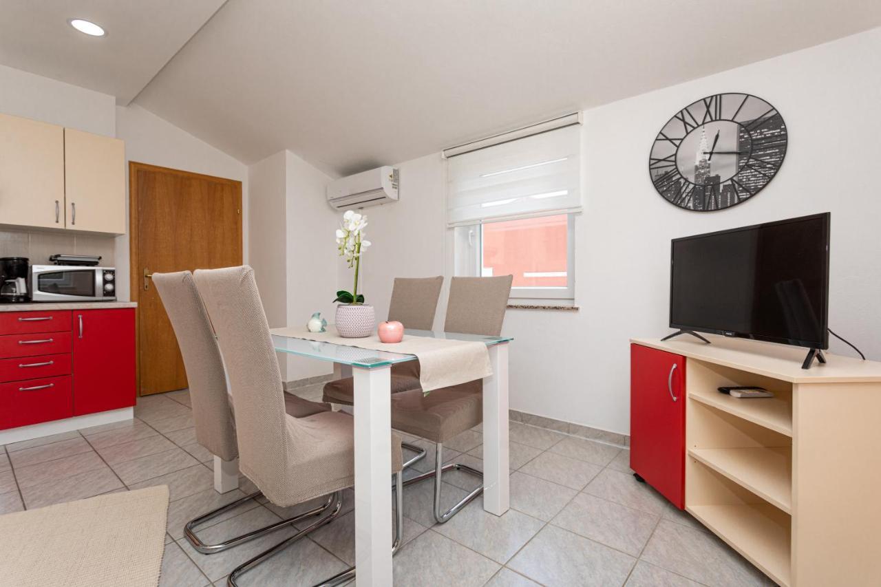 Apartments La Natalli Baška Eksteriør bilde