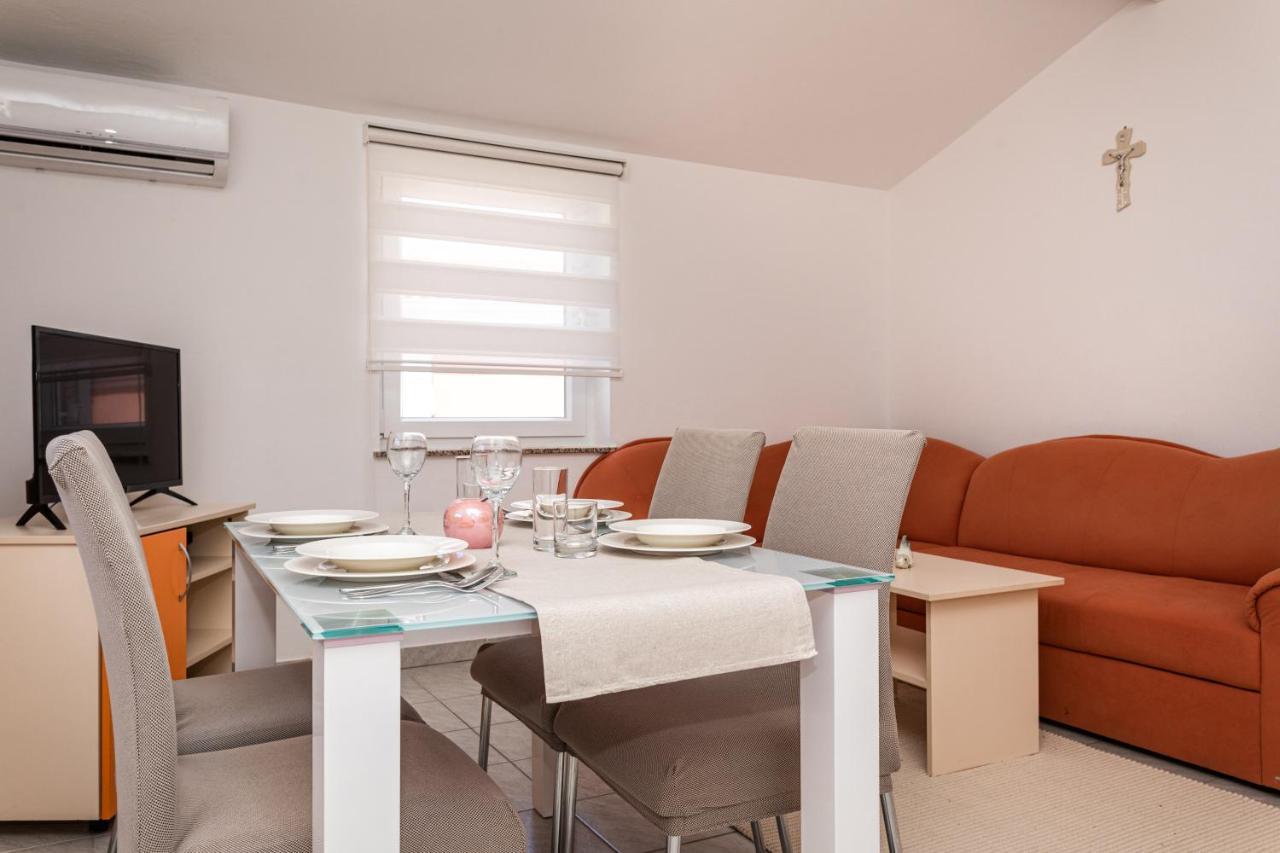 Apartments La Natalli Baška Eksteriør bilde