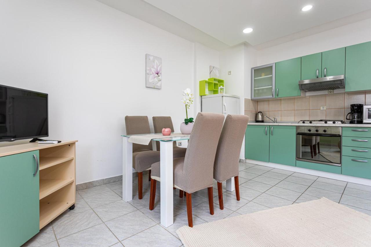 Apartments La Natalli Baška Eksteriør bilde