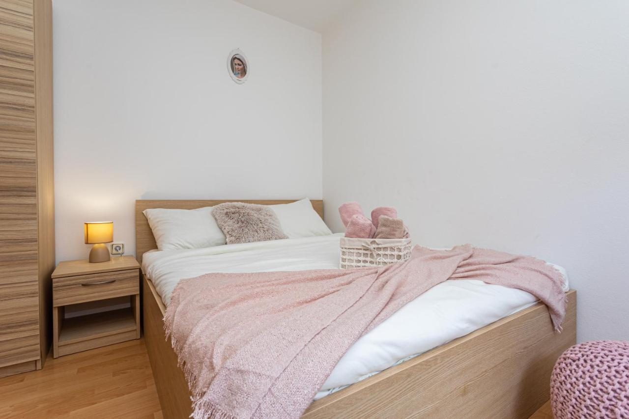 Apartments La Natalli Baška Eksteriør bilde
