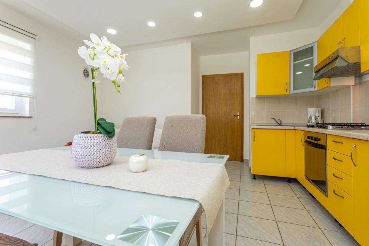 Apartments La Natalli Baška Eksteriør bilde